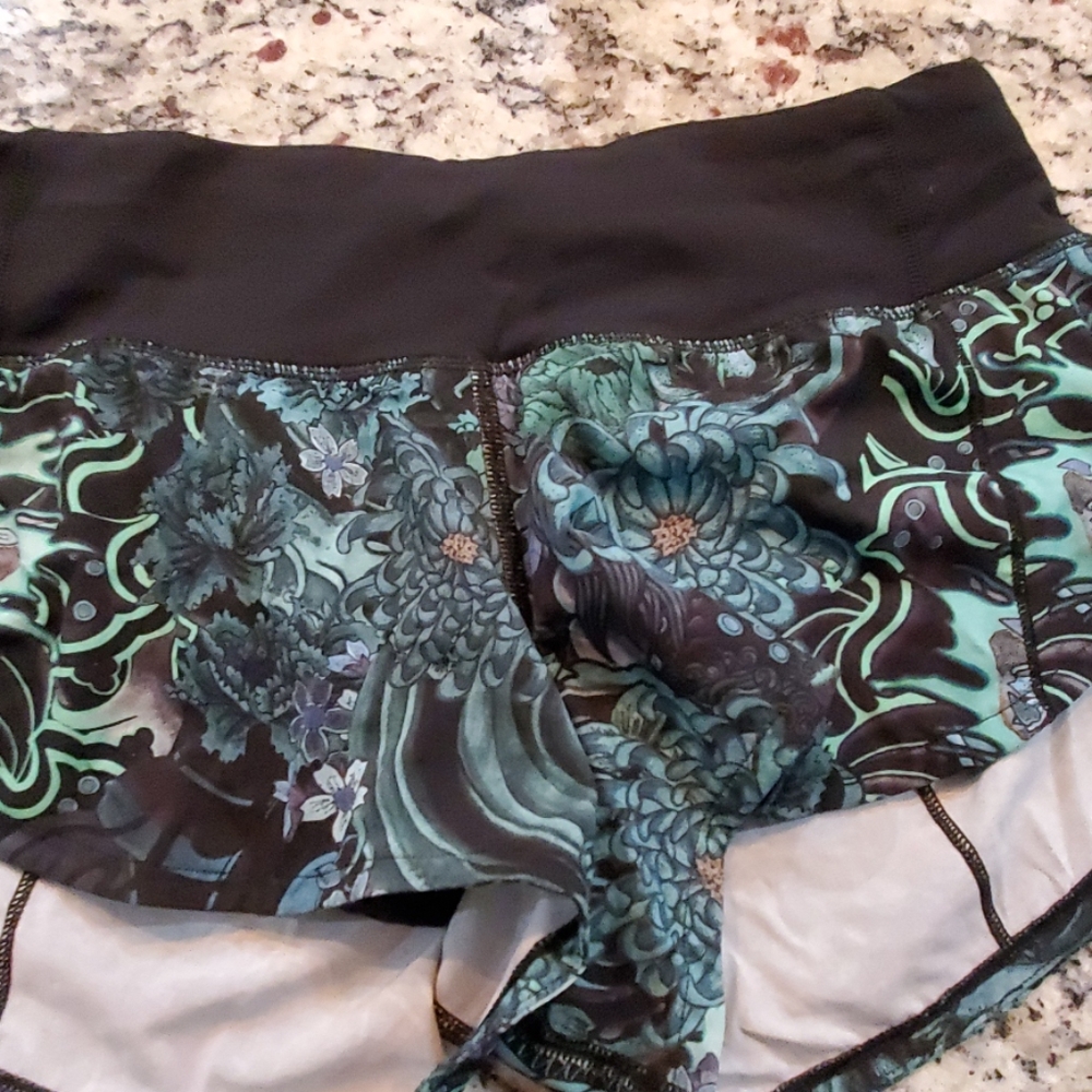 lululemon size 2 speed ups